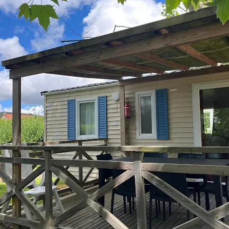 Mobil 3 Kamp alanı Ebreuil